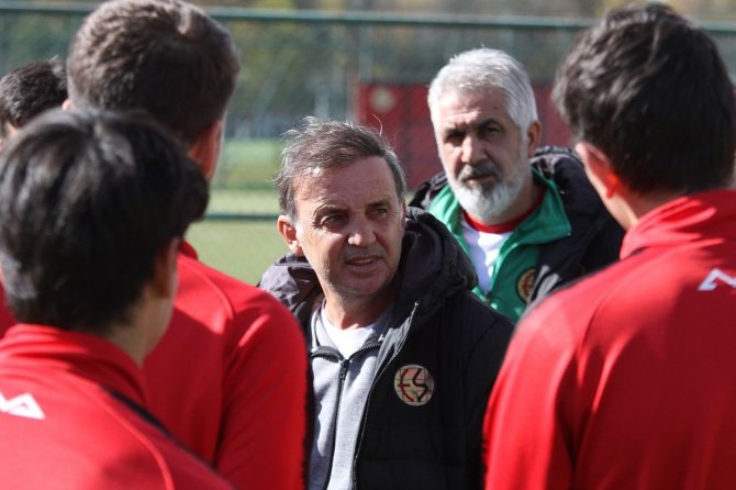 Eskişehirspor Ziraat Türkiye Kupası Karşılaşmasına Hazırlanıyor