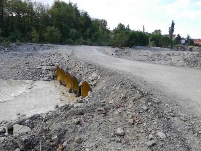 Türkeli’de Sağanak Yağış Nedeniyle Geçici Köprü Ulaşıma Kapatıldı