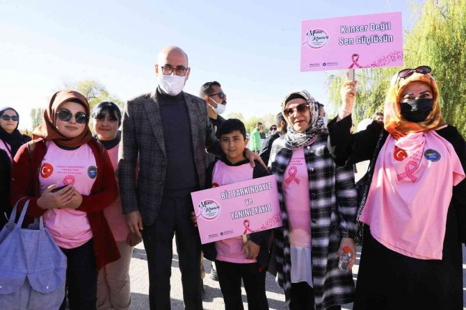 İ̇pekyolu’nda Meme Kanseri İçin Farkındalık Etkinliği