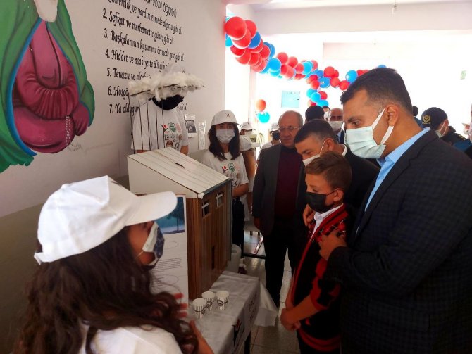 Muradiye’de ‘4006 Tübi̇tak Bilim Fuarı’ Açıldı