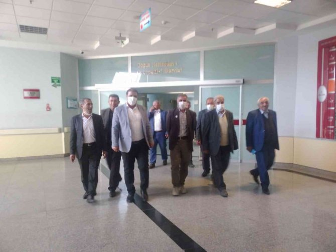 Ak Parti’li Sabırlı’dan Hasta Ziyareti