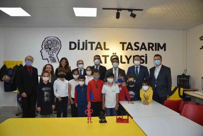 Denizli’de ’Bütünleştirici Bilim Ve Sanat Eğitimi’ Projesi Hayata Geçirildi