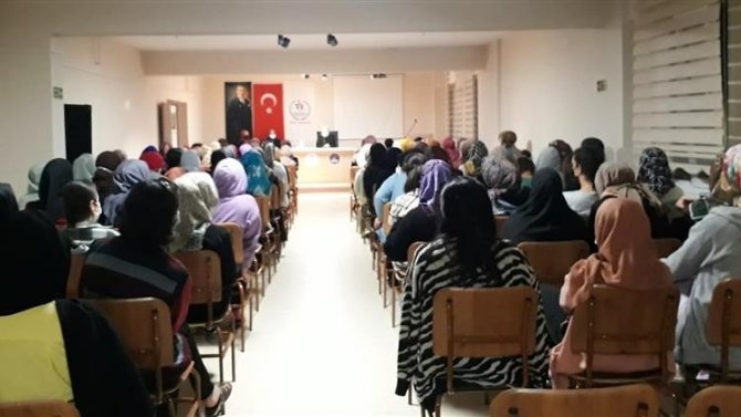 Bilecik İ̇l Müftülüğü Kyk Öğrencileriyle Bir Araya Geldi