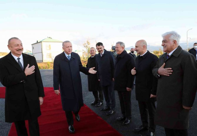 Cumhurbaşkanı Erdoğan, Zengilan’da Resmi Törenle Karşılandı