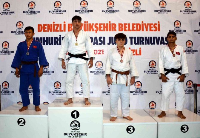 Manisalı Judocular Denizli’de Fırtına Gibi Esti