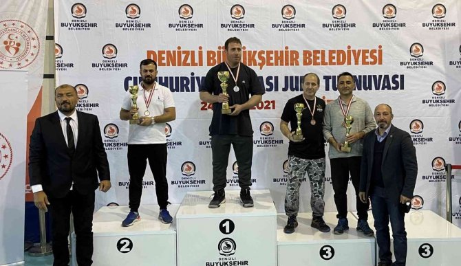 Manisalı Judocular Denizli’de Fırtına Gibi Esti