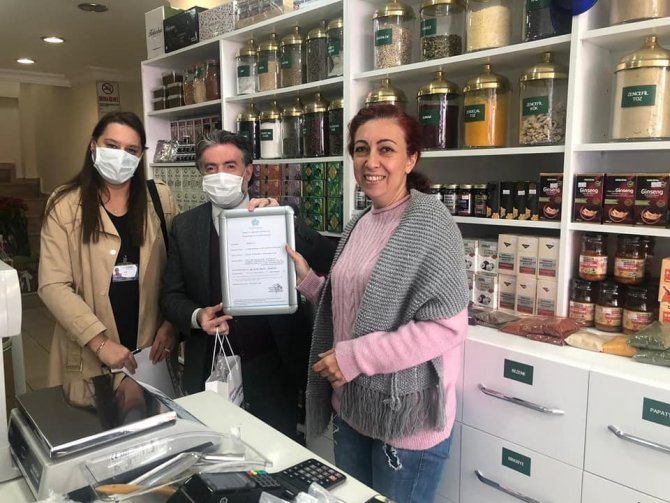 Ruhsatlar İşletmelerin Ayağına Kadar Ulaştırılıyor