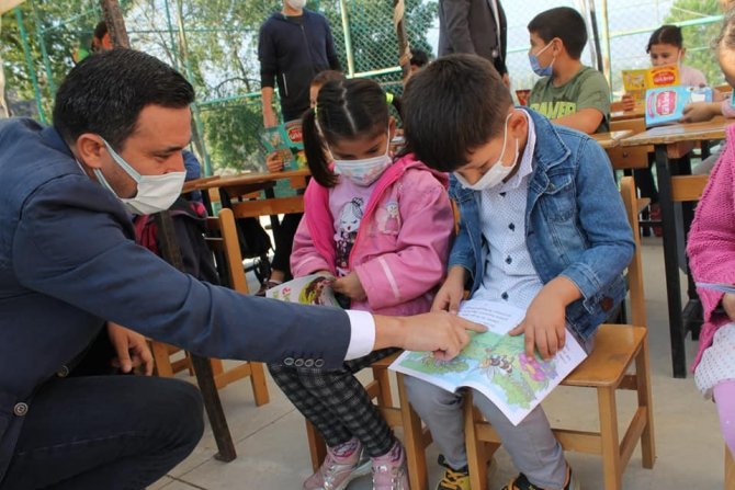 İ̇l Kültür Müdürlüğü’nden Öğrencilere Kitap