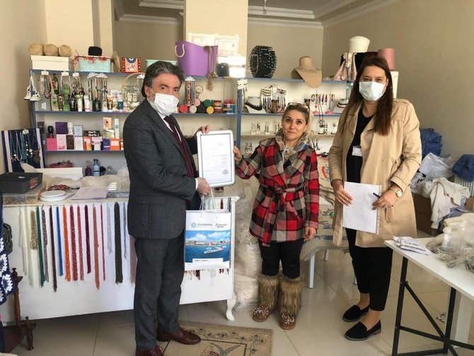 Ruhsatlar İşletmelerin Ayağına Kadar Ulaştırılıyor