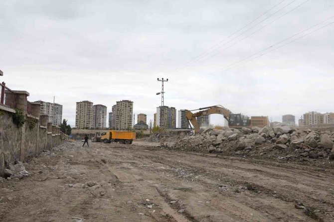 Büyükşehir’den 16 Milyon Tl’lik 4 Mahalleyi Malatya Yoluna Bağlayacak Yol