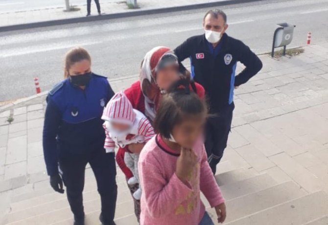 Kırıkkale’de Seyyar Satıcılara Ve Dilencilere Operasyon