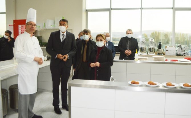 Öğrenciler ’Uygulama Mutfağı’na Kavuştu