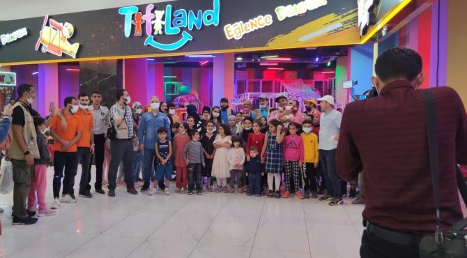 Mardin’in En Büyük Alışveriş Merkezinde Çocuklar, Unutulmayacak Bir Gün Geçirdi