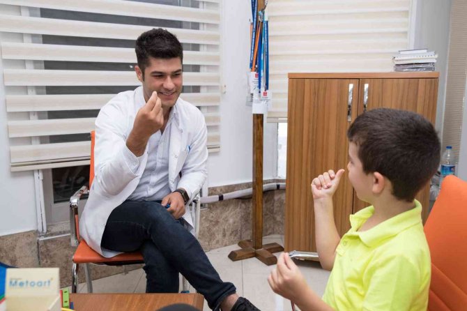 Öğrencilere ’Okula Uyum Grup Terapisi’