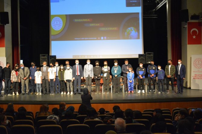 Öğrenciler, Başarı Hikayelerini Anlattı