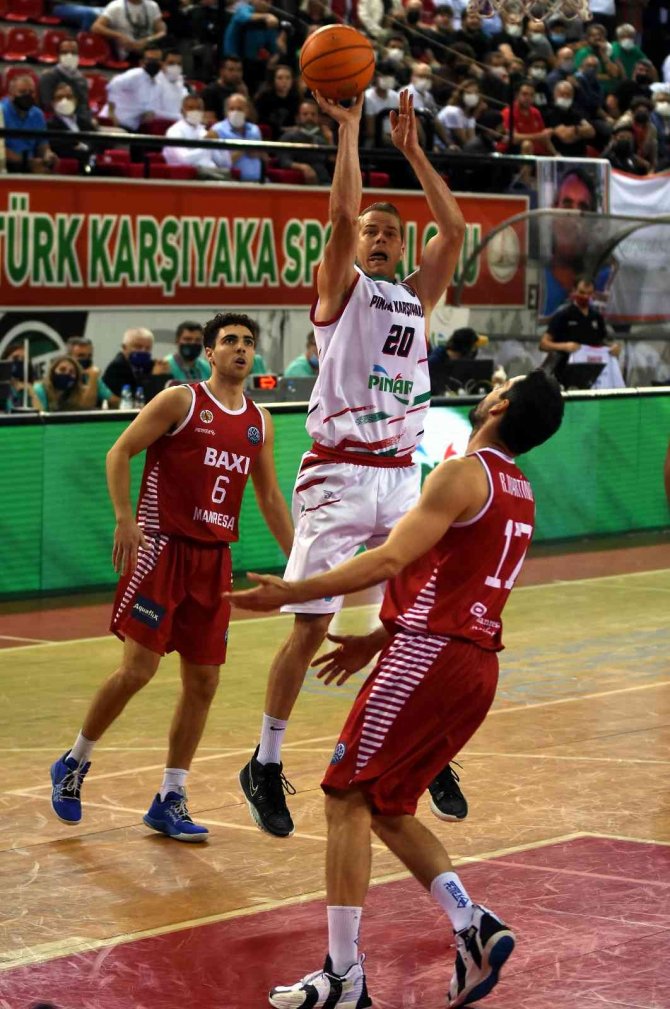 Fıba Şampiyonlar Ligi: Pınar Karşıyaka: 67 - Baxi Manresa: 72