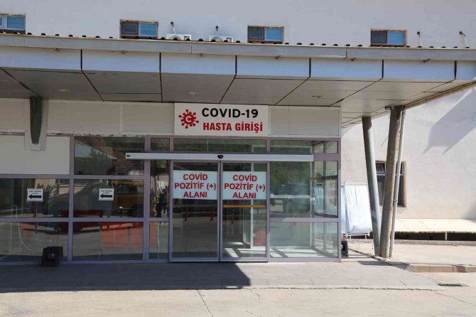 Tunceli’deki 3 Yoğun Bakım Hastasının 3’ü De Ya Aşısız Ya Da Eksik Aşılı