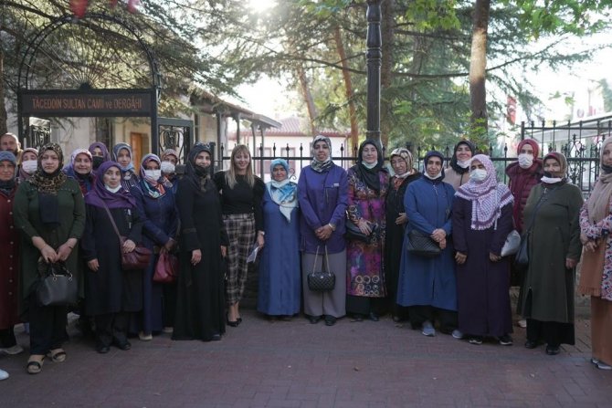 Sincan Belediyesinden ’Kadın Kadına Ankara Kültür Gezisi’