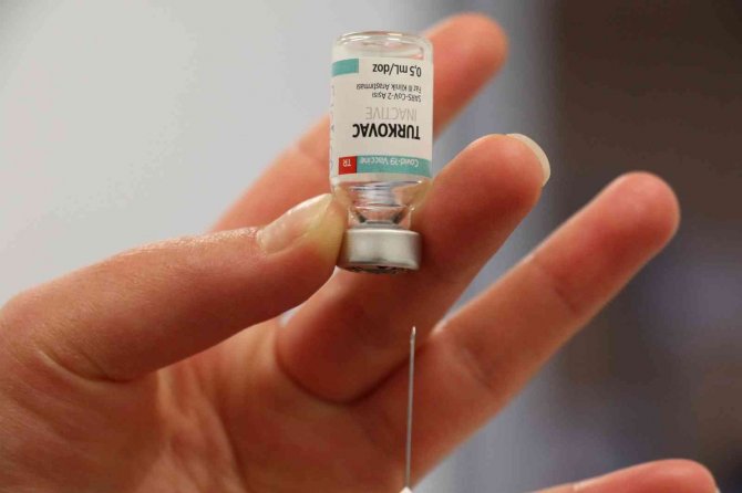 Yerli Aşı Turkovac, Acil Kullanım Onayı Öncesi Son Gönüllülerini Bekliyor