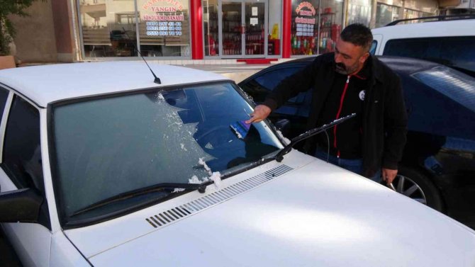 Yozgat’ta Soğuk Hava Araç Camlarını Dondurdu