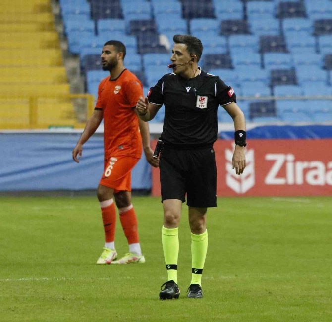 Adanaspor, Adıyaman Fk Maçını İkiz Hakem Kardeşler Yönetti