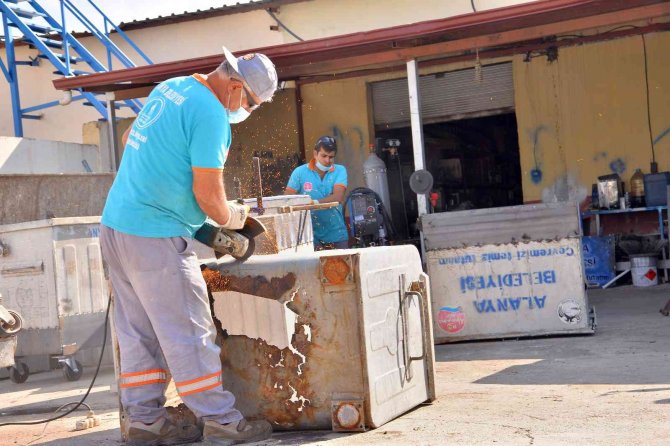 Alanya’da Çöp Konteynerleri Yenileniyor