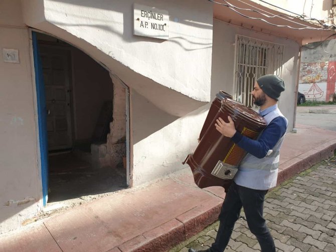 Hayata Anlam Katanlar 300 Yuvayı Isıttı