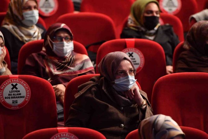 Bahçelievler’de Kadınlara Meme Kanseri Hakkında Seminer Verildi