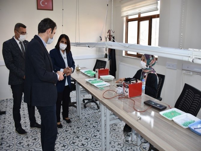 Kaymakam Mete, Çatom’da Kursiyerlerle Bir Araya Geldi