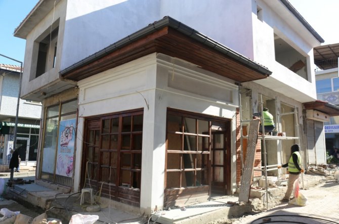 Boyabat’ın Tarihi Çarşısı Adım Adım Eski İhtişamına Kavuşuyor