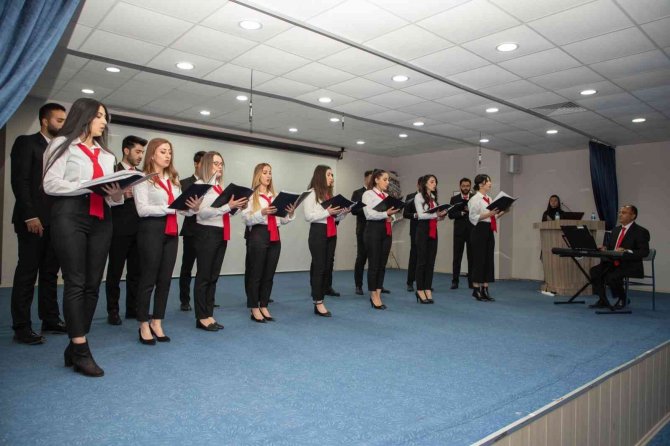 Eğitim Fakültesi Tarafından 29 Ekim Cumhuriyet Bayramı Etkinliği Düzenlendi