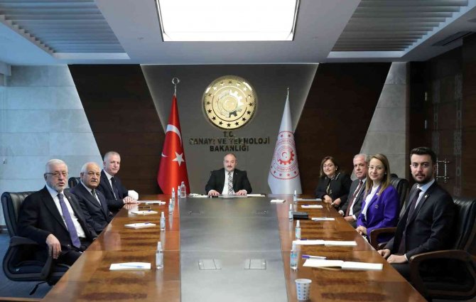 Bakan Varank’a Fahri Hemşehrilik Beratı