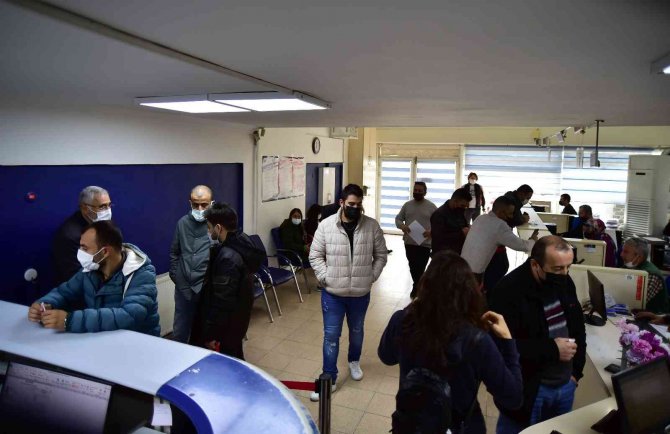 İ̇kinci El Araç Devir İşlemleri Noterliklerde Yoğunluk Oluşturdu