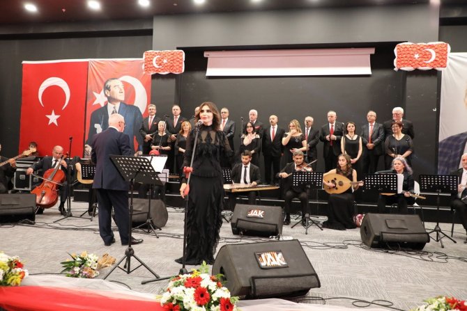 İ̇lkadım’dan Cumhuriyet Konseri