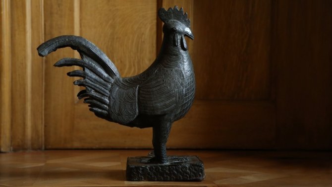 Fransa Ve İ̇ngiltere, Afrika’dan Yağmaladıkları Sanat Eserlerinden Bazılarını İade Etti
