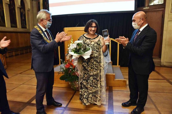 Başkan Soyer, Frankfurt’ta 21. Uluslararası Türk Film Festivalinin Galasına Katıldı