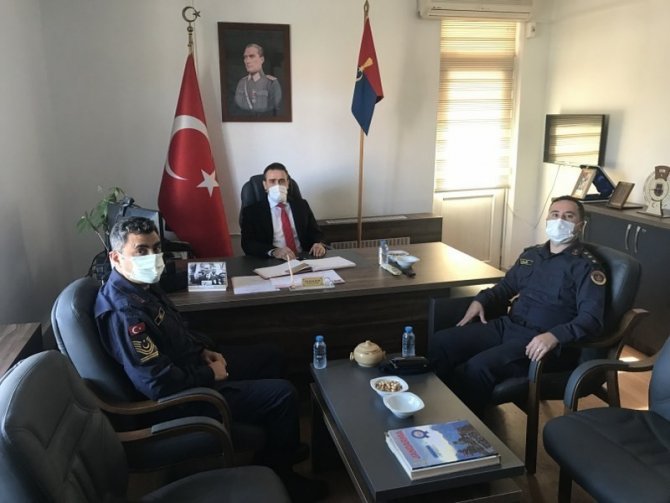 Burhaniye Kaymakamı Memiş, Kurumları Ziyaret Etti Denetim Yaptı