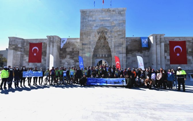 Konya Ve Aksaray’da "Keykubat Yolu Bisiklet Yarışı" Gerçekleştirildi