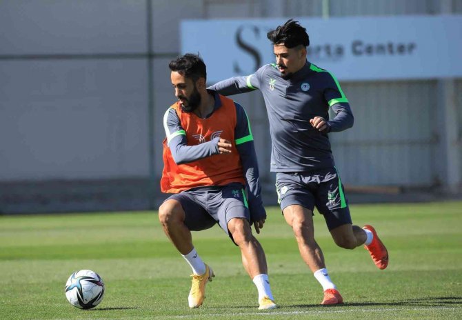 Konyaspor Taktik Çalıştı