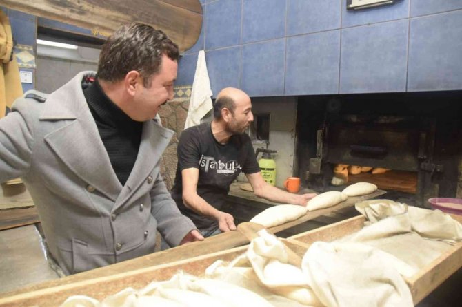 Mhp’den Kepsut Ve Kırsal Mahallelere Ziyaret
