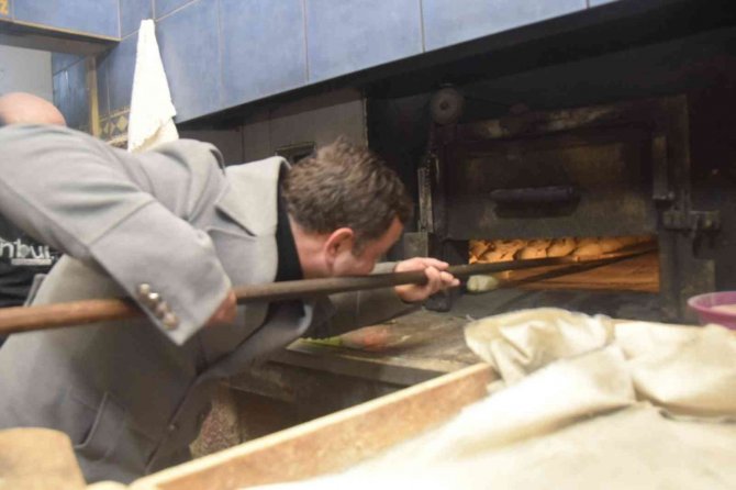 Mhp’den Kepsut Ve Kırsal Mahallelere Ziyaret
