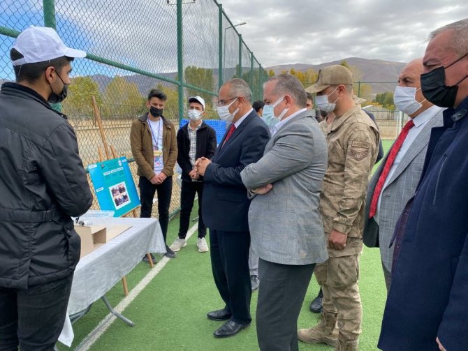 Muradiye’de Bilim Projeleri Devam Ediyor