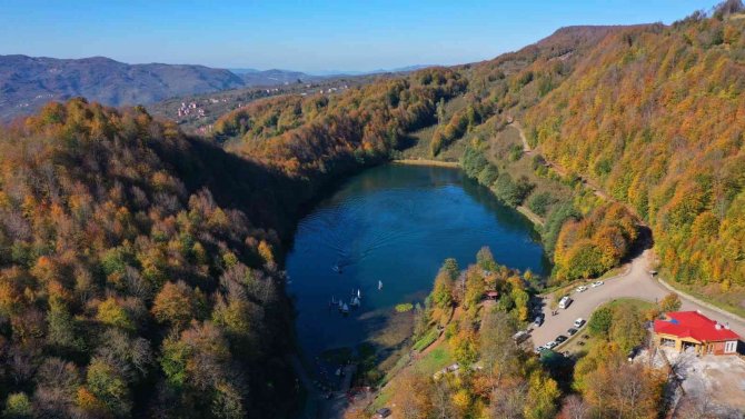 Ulugöl Yelken Ve Kanolarla Renklendi