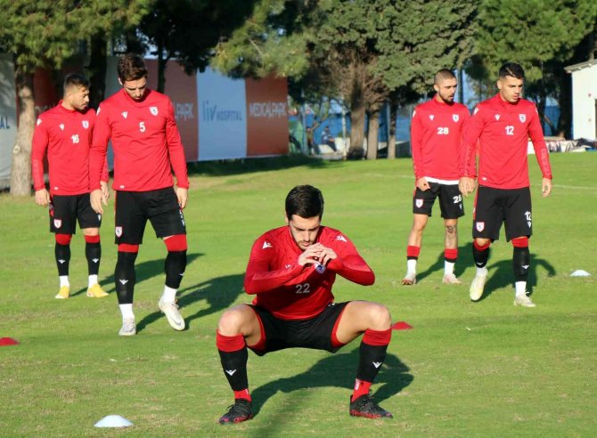Fuat Çapa: “Hedefimiz Devre Arasına En Az İlk 6’da Girmek”