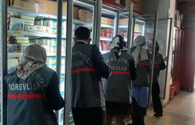 Gıdada Fiyatlar Ve Hijyen Koşulları Denetleniyor