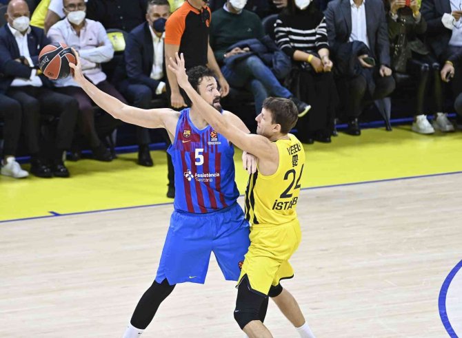Thy Euroleague: Fenerbahçe: 74 - Barcelona: 76