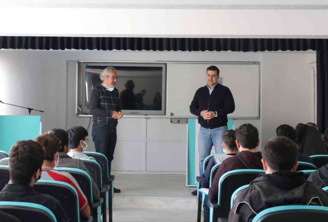 Turgutlu’da Yerel Tarih Gönüllüleri Yetişiyor