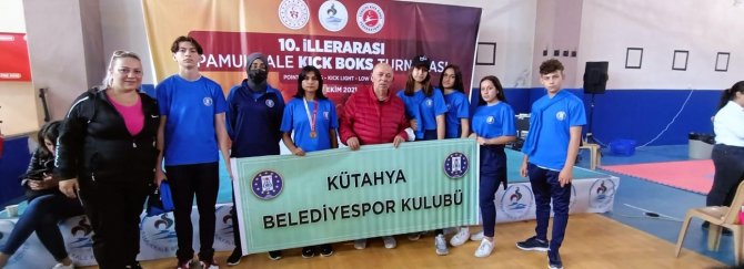 Elif Kaya Ve Medine Düzgün Kütahya’nın Gururu Oldu