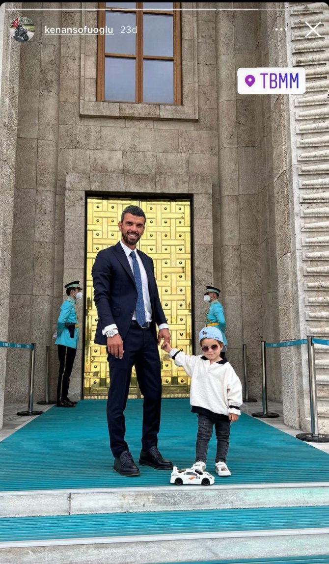 Meclisin Minik Konuğu Ak Parti Grup Toplantısı’nı İzledi