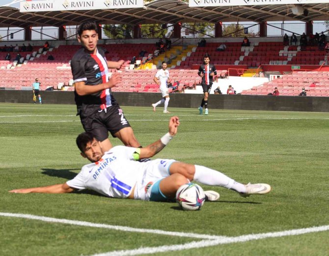 Ziraat Türkiye Kupası: Balıkesirspor: 0 - Başkent Üniversitesi Alanya Kestelspor: 2